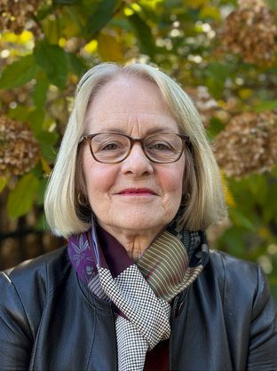 Photo of Mary Jo Salter